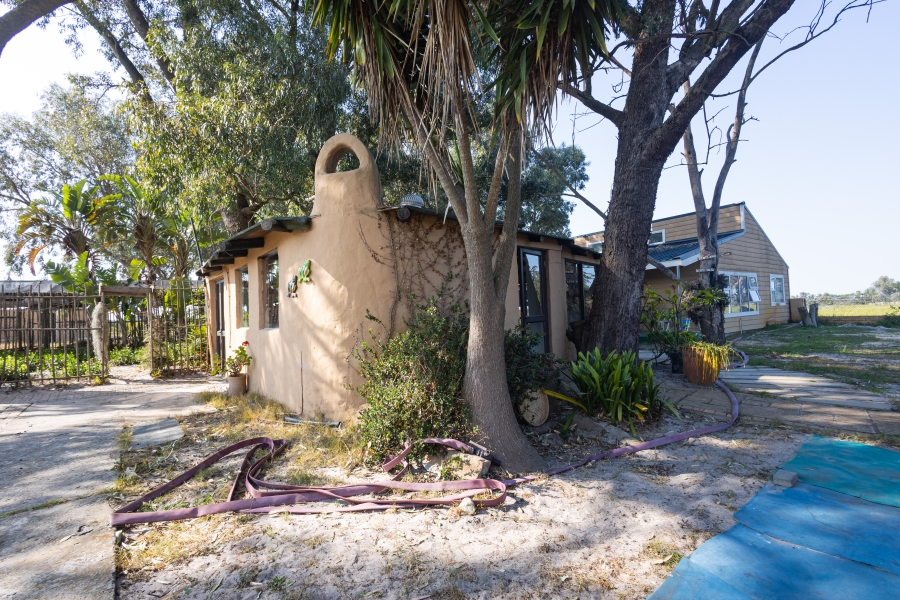 3 Bedroom Property for Sale in Klein Dassenberg Western Cape